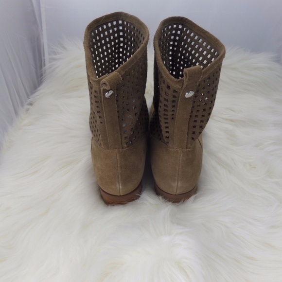 DESERT GRAHAM ANKLE SUEDE BOOTS LASER CUT BOOTIES - Picture 7 of 8